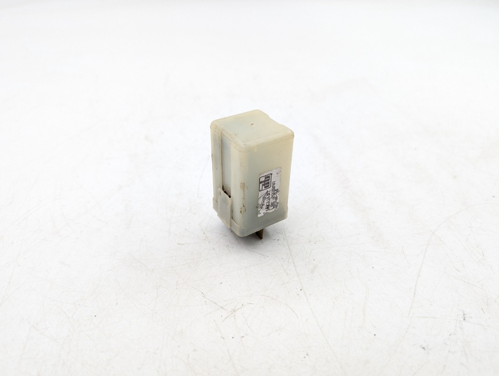 JAGUAR XJS 6.0 LITRE FUEL TANK CONTROL MODULE LHE2020AA