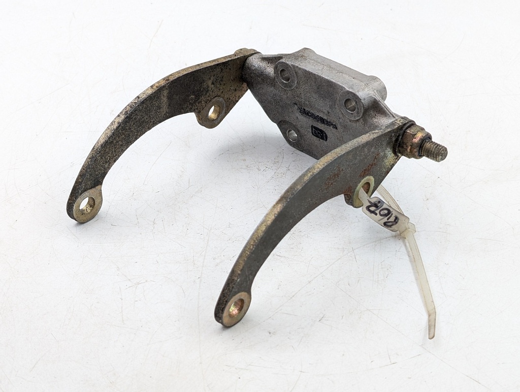 JAGUAR XJ40 XJS AIR CONDITIONER COMPRESSOR MOUNTING BRACKET EAC9503