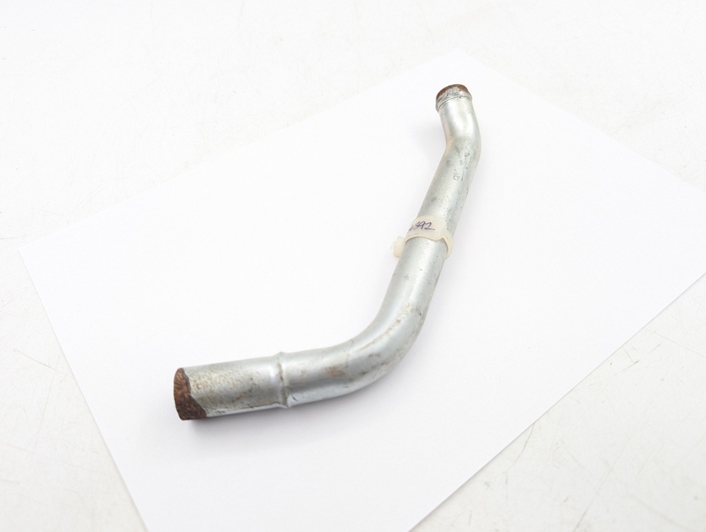 JAGUAR SERIES 3 AND XJS 5.3 LITRE BREATHER PIPE C44392