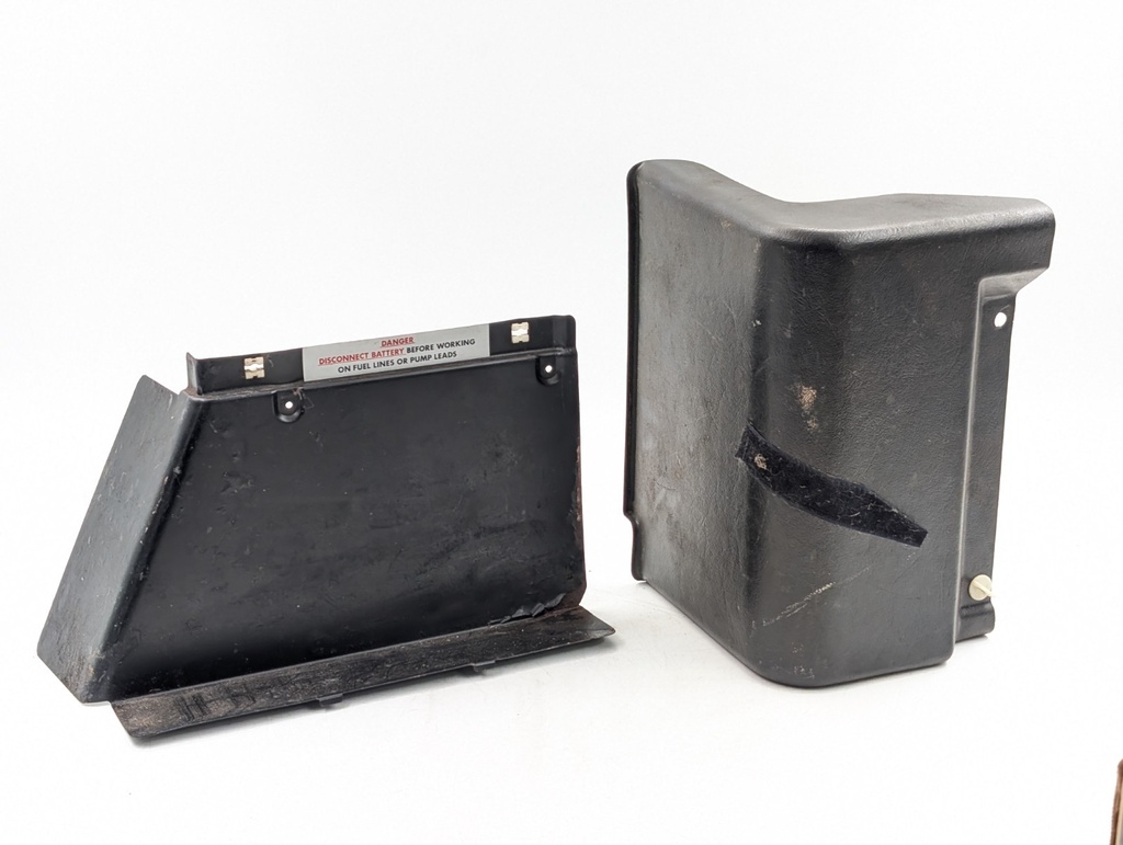 XJS PRE-FACELIFT EARLY BATTERY COVER PLASTIC AND METAL FUEL PUMP COVER BDC6091