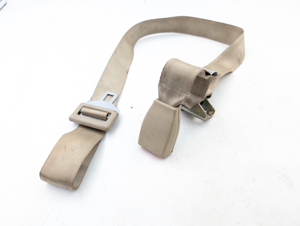 JAGUAR X300 XJ6 REAR CENTRE SEAT BELT AND BUCKLE BEC15537AEE DOESKIN