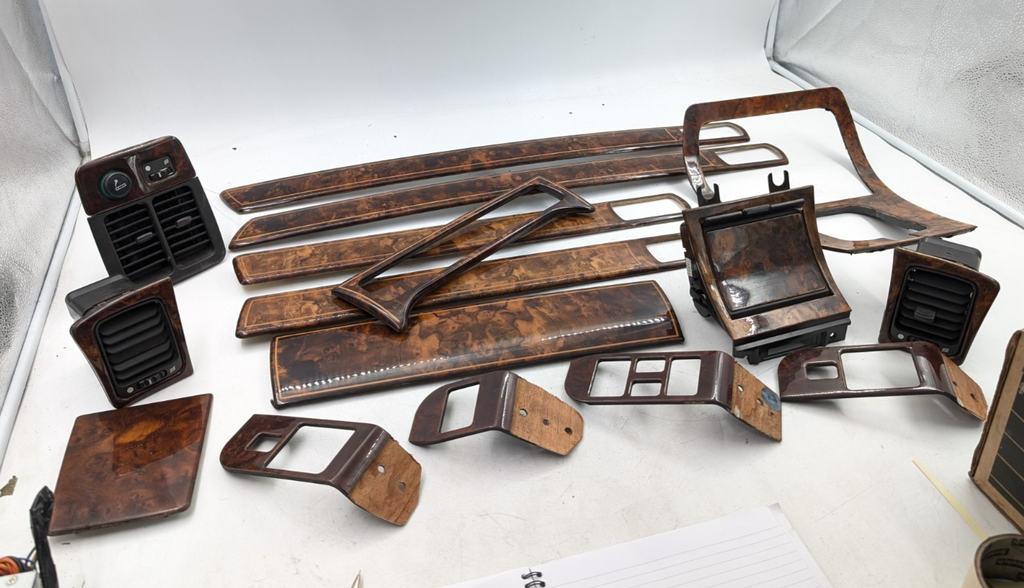 JAGUAR DAIMLER V12 X300 WALNUT WOOD SET LWB DOORS, VENTS AND DASH COVER