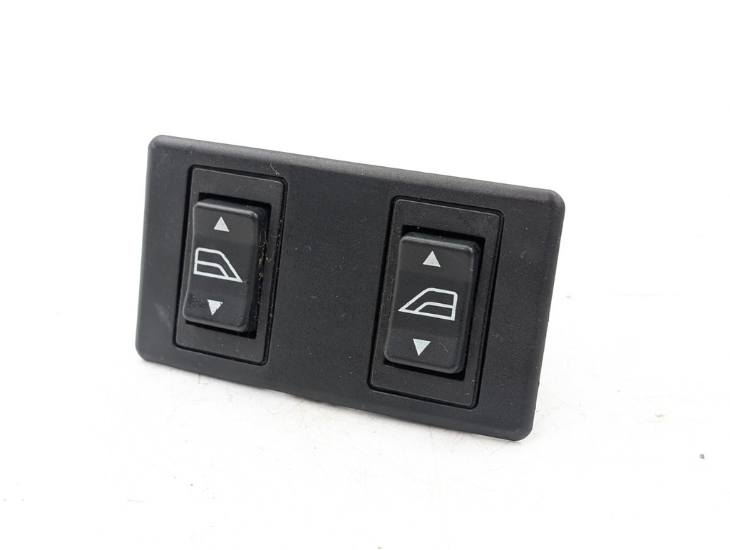 EARLY JAGUAR XJS  CENTRE CONSOLE ELECTRIC WINDOW SWITCH DAC7526 DAC7527