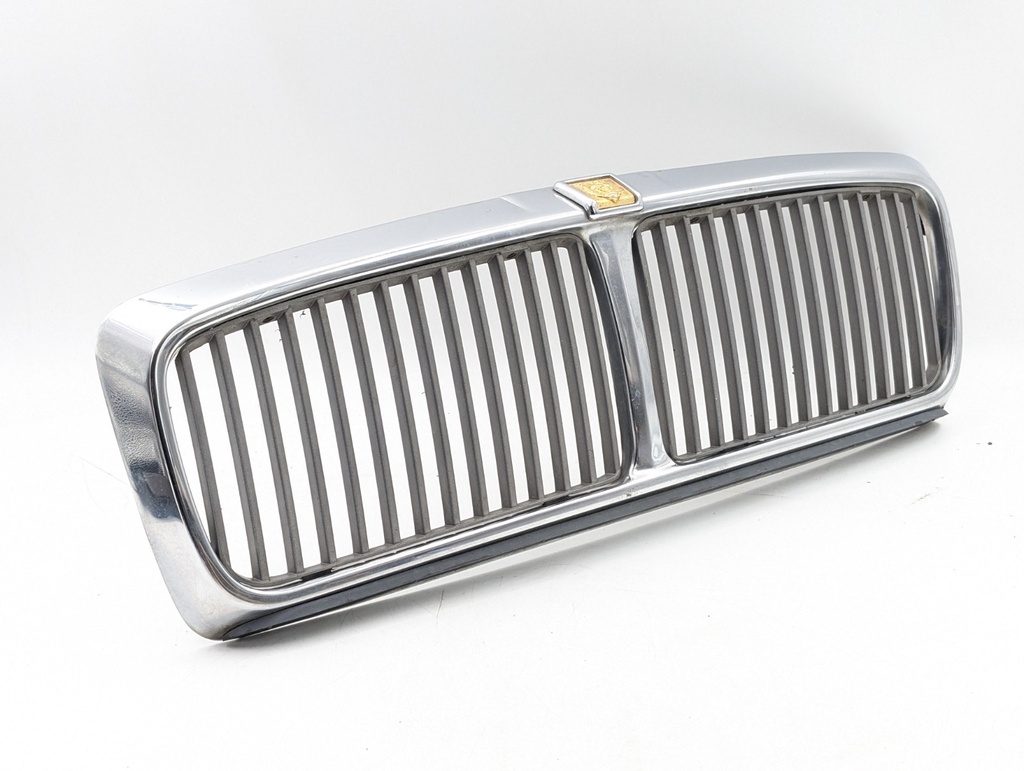 FRONT GRILLE JAGUAR XJ40 CHROME BRIGHT FINISHER RADIATOR SURROUND VENT INSERTS