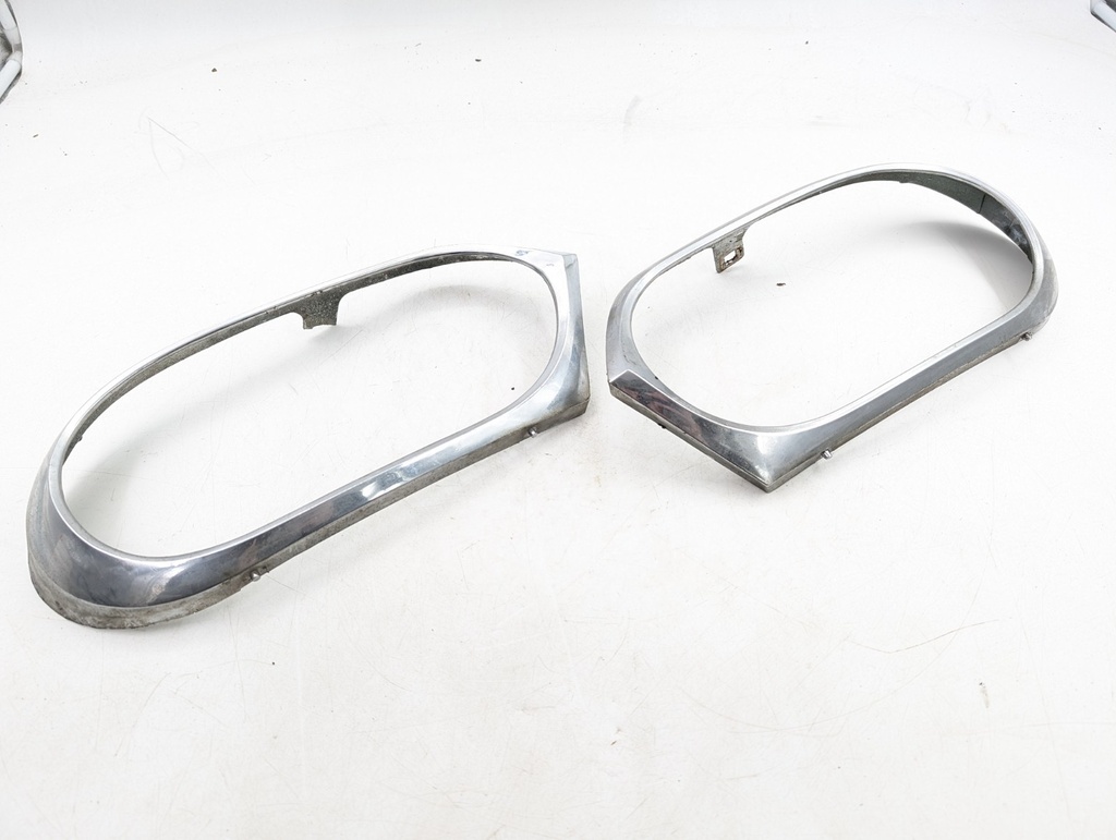 PAIR LEFT AND RIGHT JAGUAR XJS HE & FACELIFT HEADLIGHT CHROME SURROUND BEZEL