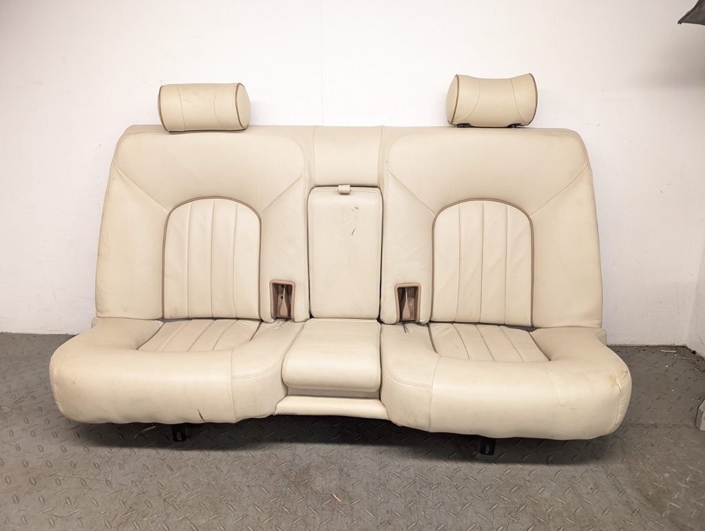 JAGUAR X300 DAIMLER REAR SEATS LEATHER CREAM INTERIOR REAR BENCH SAND PIPING
