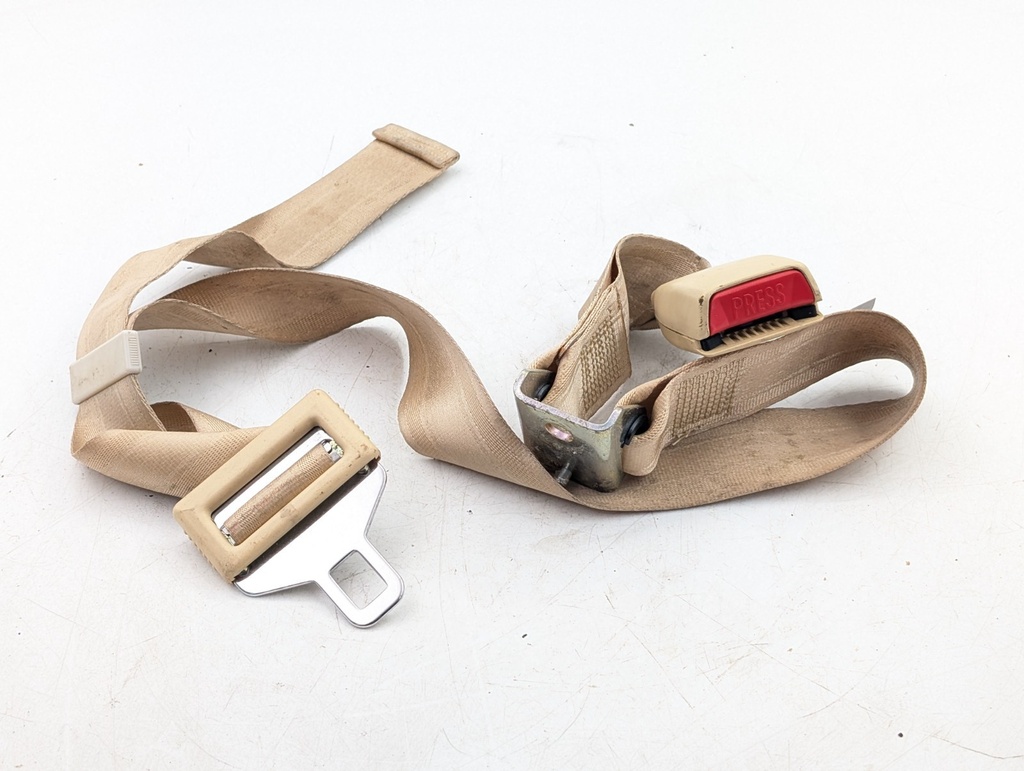 JAGUAR XJ40 X300 XJ6 REAR CENTRE SEAT BELT AND BUCKLE BEC15537AEM MAGNOLIA