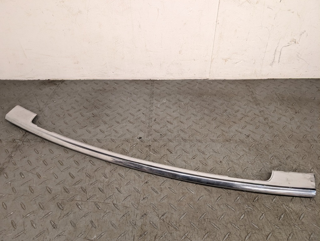 JAGUAR XJS HE FRONT BUMPER CENTRE CHROME FINISHER BLADE BCC3435 PRE FACELIFT