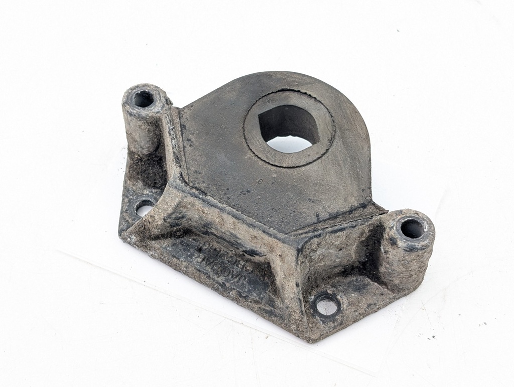 JAGUAR XJ40 REAR SUSPENSION BUMPSTOP CBC2513 REAR WISHBONE