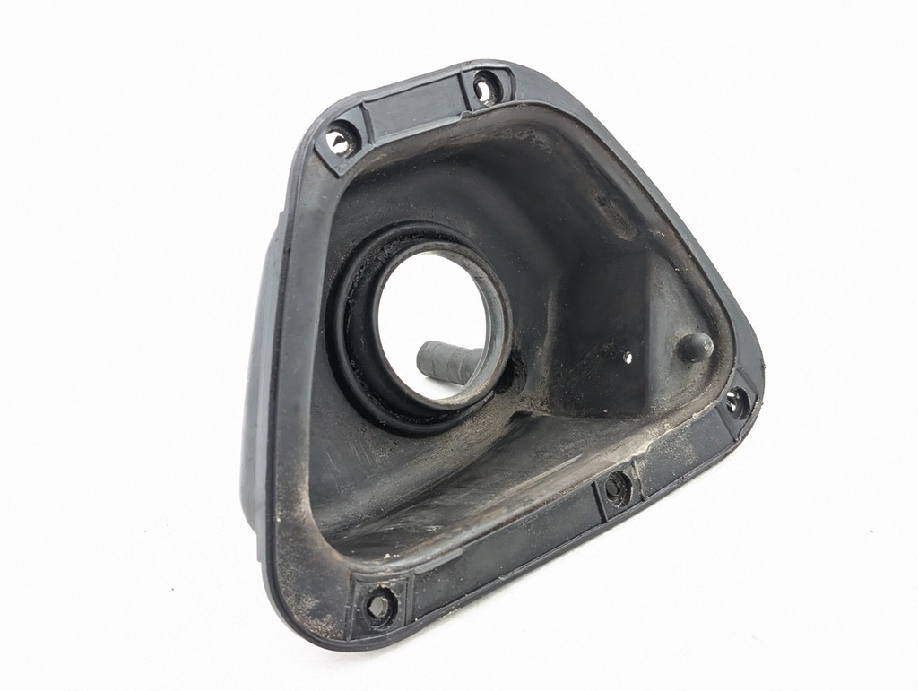 Jaguar X300 XJ6 FUEL FILLER NECK PETROL TANK REAR RUBBER HNA3092AA HNA3092AB