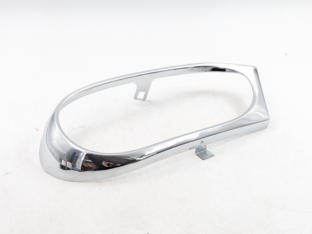 RH XJS HEADLAMP CHROME BEZEL NON-WASH