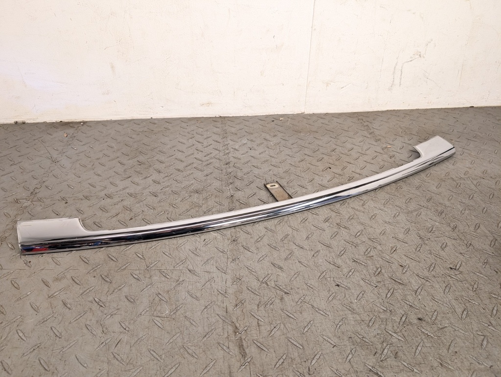 JAGUAR XJS HE FRONT BUMPER CENTRE CHROME FINISHER BLADE BCC3435 PRE FACELIFT