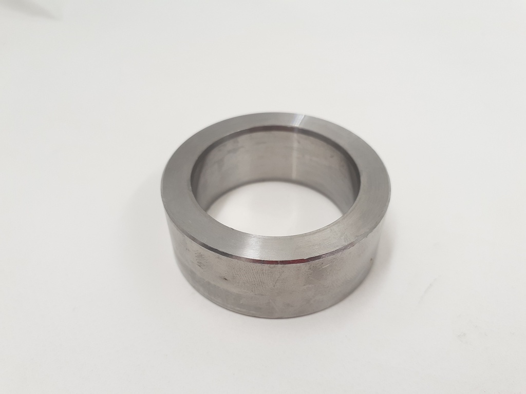 DIFFERENTIAL OUTPUT SHAFT RETAINING COLLAR