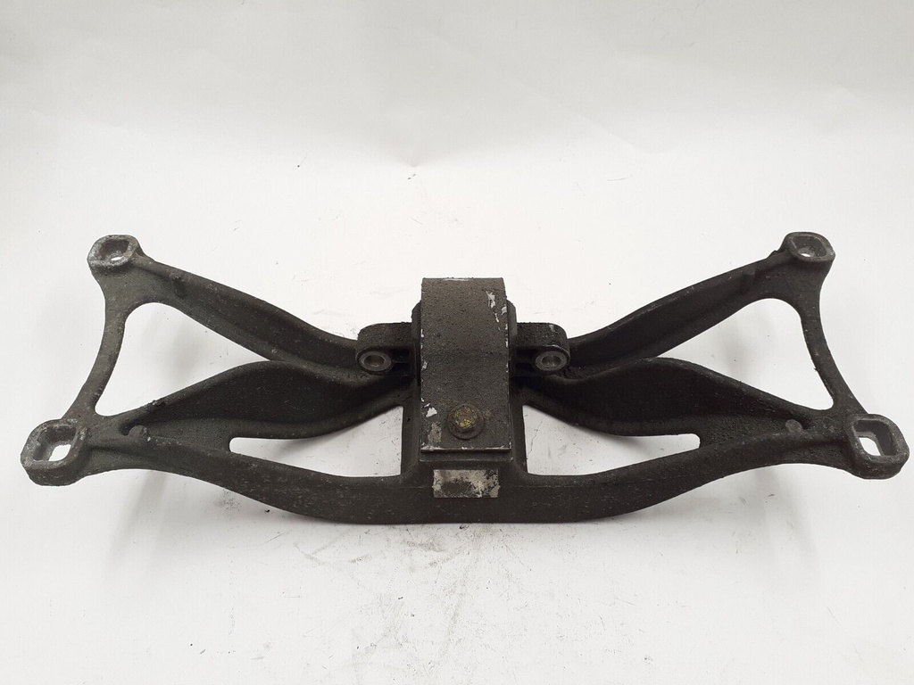 JAGUAR XK8 X100 XKR GEAR BOX MOUNT TRANSMISSION BRACKET CROSSMEMBER 4.2 LATE