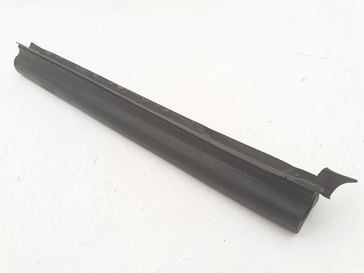 [BEC9676-4413 UP3] JAGUAR XJS CONVERTIBLE RH RIGHT FRONT DOOR SEAL RUBBER ROOF BEC9676