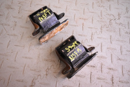 [-PR1070] JAGUAR STYPE LH LEFT FRONT N/S/F DOOR HINGE HANGER BRACKET STAY TOP BOTTOM