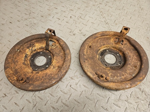 [-8472 JF] SALISBURY 4HA LIVE AXLE HUB DRUM BACK BRAKE PLATE XK140? XK120? MK9? 4HU BEAM