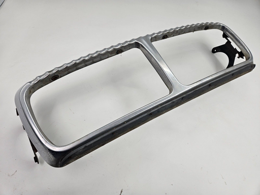 [BEC5666-9101 H6] DAIMLER FRONT GRILLE JAGUAR XJ40 CHROME BRIGHT FINISHER RADIATOR SURROUND