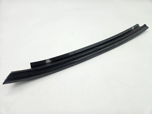 [HJA7709AC-9489 K1] JAGUAR XK8 X100 CONVERTIBLE LEFT A POST WINDOW GUTTER RAIL SEAL DRIP MOULDING