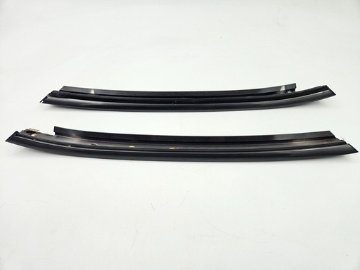 [HJA7709AC-9495 K1] JAGUAR XK8 X100 CONVERTIBLE A POST WINDOW GUTTER RAILS PAIR SEAL DRIP MOULDING