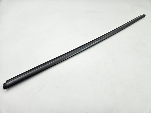 [GJA1711AG-9496 K1] WAIST SEAL JAGUAR X100 XK8 XKR LEFT HAND SIDE DOOR BODY CLOSURE TRIM USED