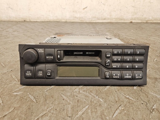 [LJB4100AA-9585 K9] JAGUAR X100 XK8 RADIO HEAD UNIT PLAYER CASSETTE LJB4100AA BROKEN SPARES REPAIRS