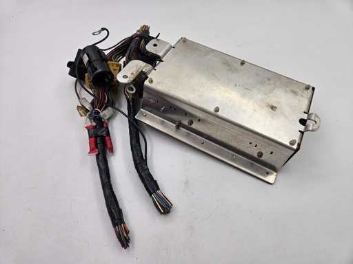 [DBC3344-9853 UP10] MICROPROCESSOR JAGUAR EARLY XJ40 CENTRAL BODY PROCESSOR MODULE UNIT ENGINE