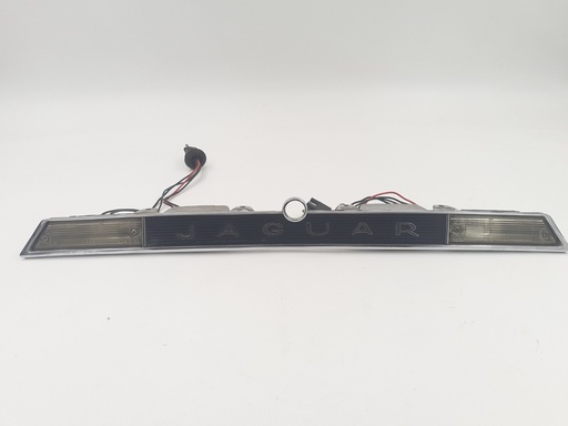 [10066 J8] JAGUAR XJS 3.6 V12 BOOT LID REAR PLINTH SECTION FITTING BACK BODY PANEL REPAIR