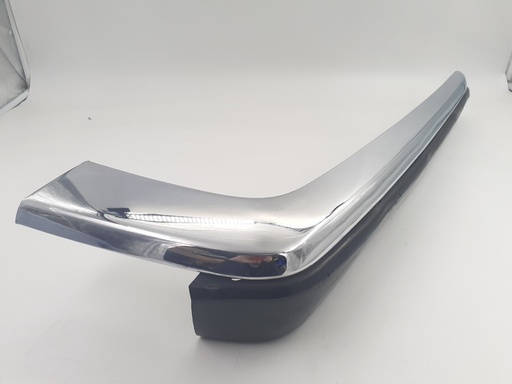 [BCC3432-10118 K9] XJS REAR CORNER CHROME RIGHT SIDE DRIVERS SIDE SECTION BUMPER WITH BLADE RUBBER