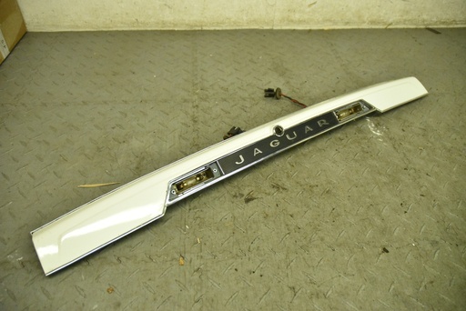 [DAC2090-10233 KF] JAGUAR XJS 3.6 V12 BOOT LID REAR PLINTH SECTION FITTING BACK BODY PANEL REPAIR