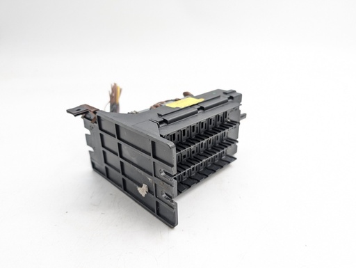 [LMD2827BA-10449 KB7] FUSE BOX JAGUAR XJ40 FUSEBOX BLACK PLASTIC HOUSING AND CONNECTORS LMD2827BA