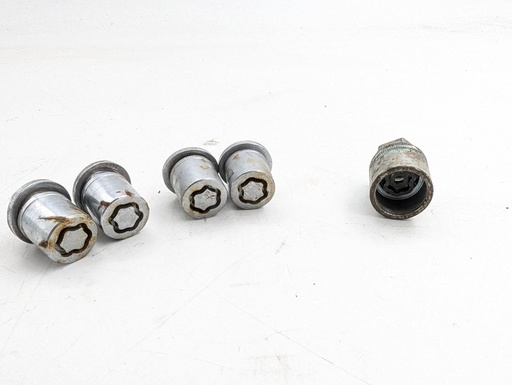 [CCC7028-14100 KB7] JAGUAR XJ8 XJR X308 XJ6 X300 SHORT LOCKING WHEEL NUT SET WITH KEY CCC7028