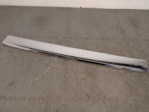[BCC3434-14179 K11] JAGUAR XJS PRE FACELIFT CENTRE REAR BUMPER CHROME BLADE FINISHER TRIM BCC3434