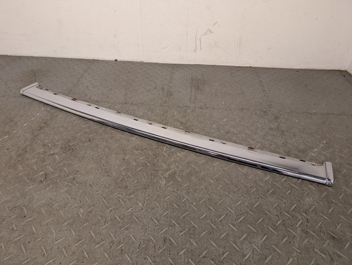 [BEC24152-14367 HH] JAGUAR DAIMLER XJ6 XJ40 XJ81 REAR BUMPER CHROME CENTRE BLADE STRIP BEC24152 BUMP