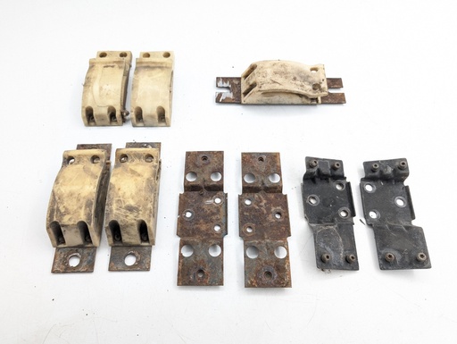 [14380 KB9] JAGUAR XJ6 XJ12 XJ40 BUMPER  MOUNTS AND BRACKETS LOWER COVER EXTERIOR FITTING