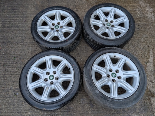 [MJA6118BA-15656 YR] GENUINE JAGUAR FLUTE XJ8 XK8 XJR STAGGERED ALLOY WHEELS 18 INCH 8J 9J 18CHX33