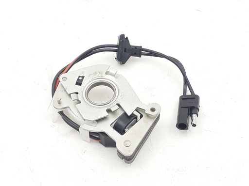 [AEU1721#] V12 LUCAS DISTRIBUTOR PICK UP COIL BASE PLATE (2 WIRE)